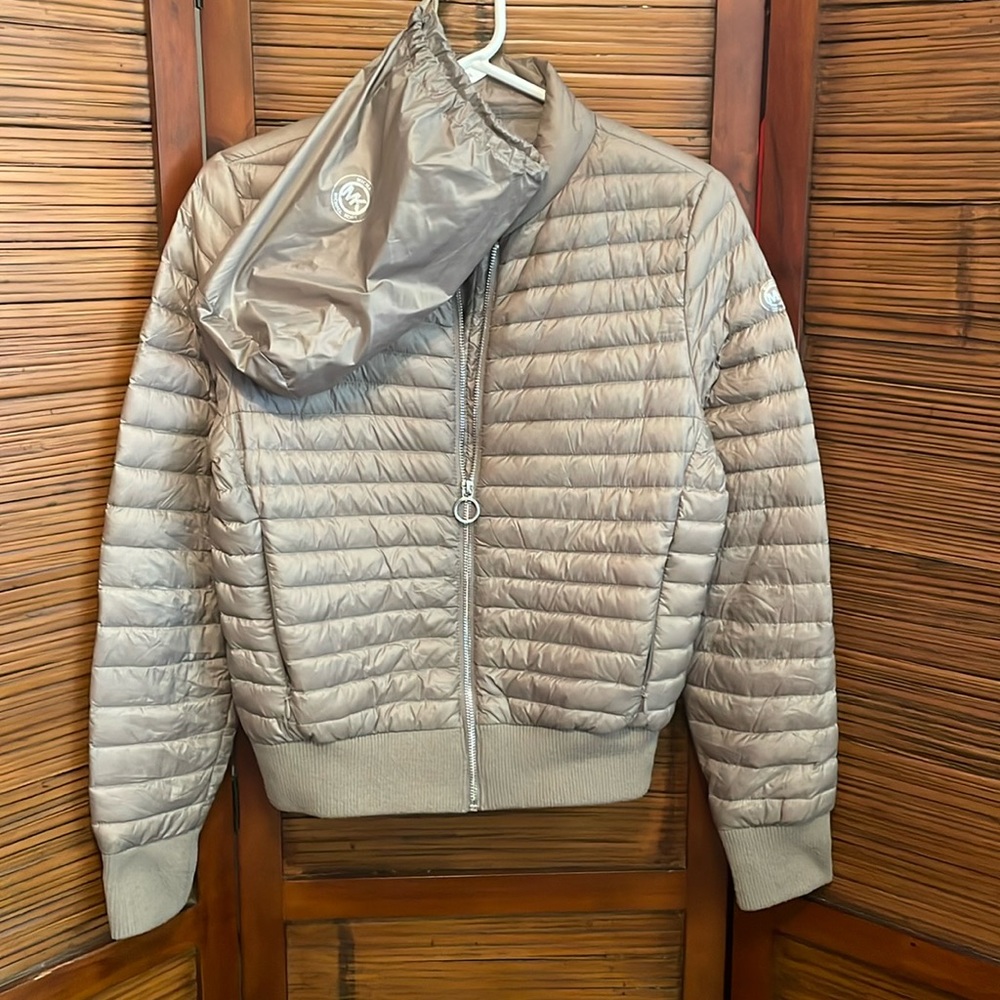 Michael Kors women’s packable down jacket small